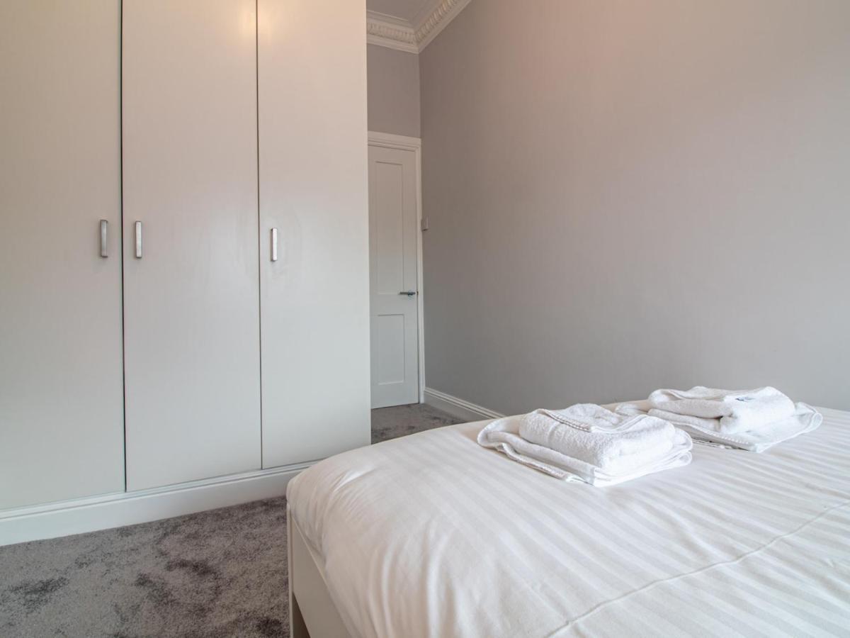 Modern 1Br Apartment In Heart Of West End 글라스고 외부 사진